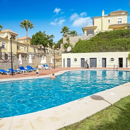 Incredible House In Santa Clara Golf W/ Parking מארבלה