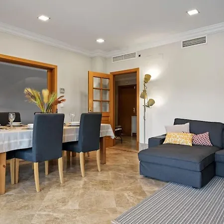 בית נופש Incredible House In Santa Clara Golf W/ Parking מארבלה